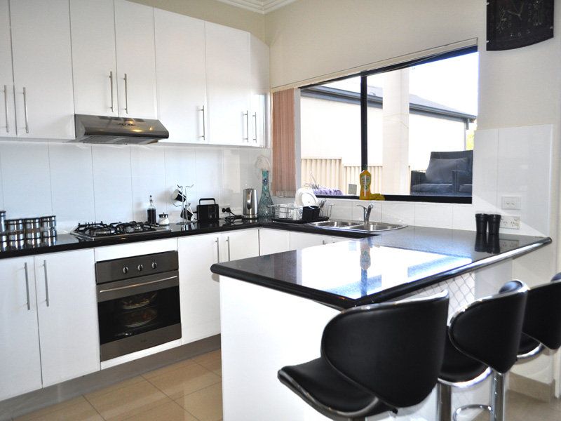 8 Charlescotte Avenue, PUNCHBOWL, NSW 2196