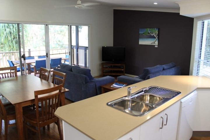 15 Williams Avenue, FRASER ISLAND, QLD 4581