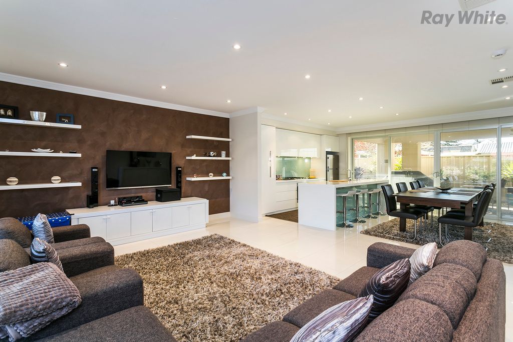 15 Laverack Road, NORTH PLYMPTON, SA 5037
