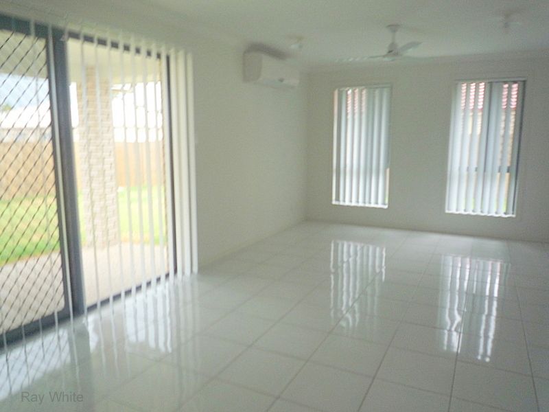 8 Peggy Road, BELLMERE, QLD 4510
