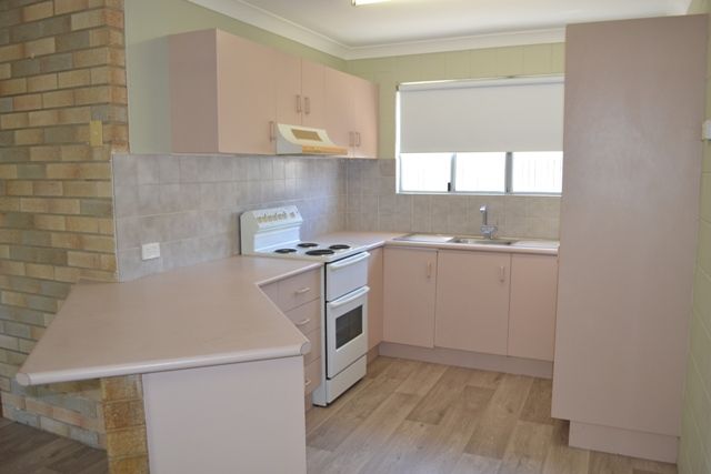 1/12 Todd Avenue, YEPPOON, QLD 4703