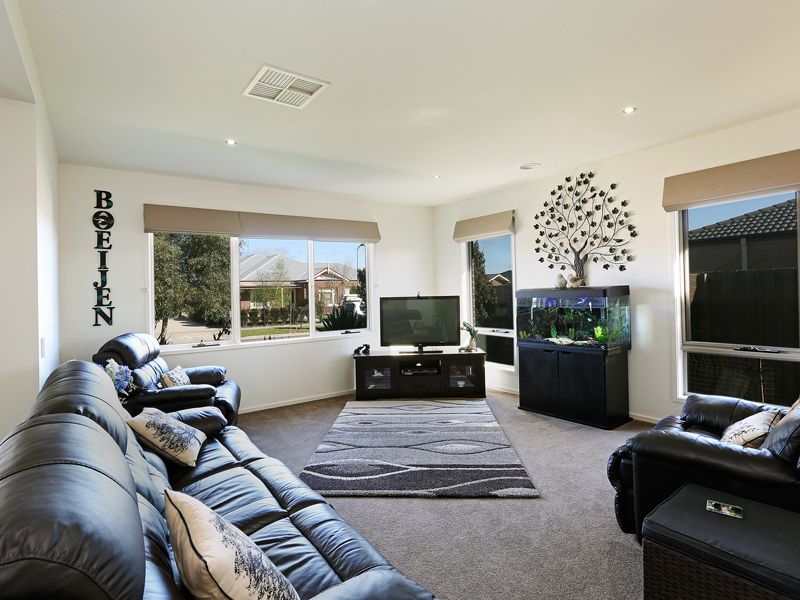69 Hoddle Drive, LEOPOLD, VIC 3224