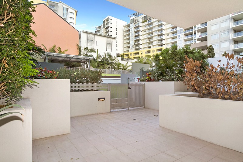 202/51 Hope Street, SPRING HILL, QLD 4000