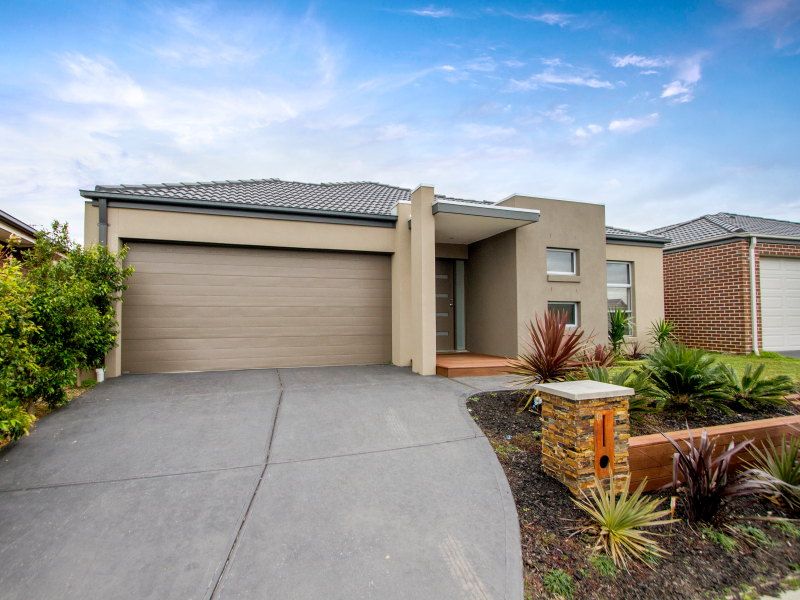 14 Merriwee Chase, SANDHURST, VIC 3977