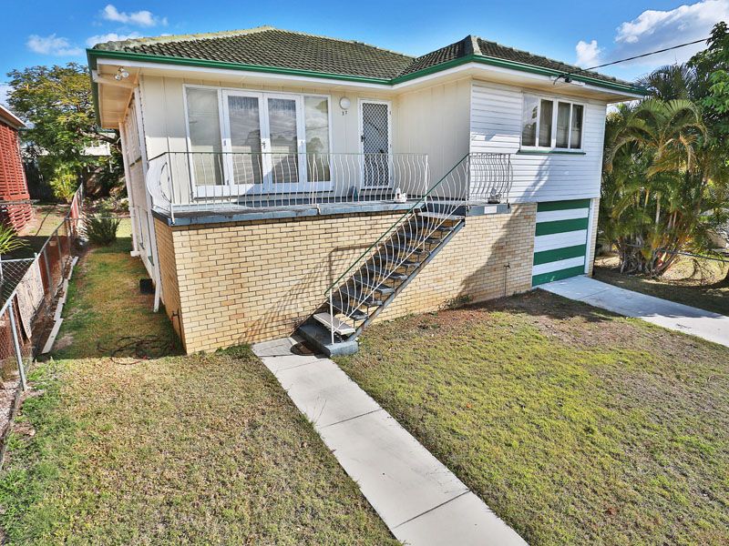 37 Lucan Avenue, ASPLEY, QLD 4034