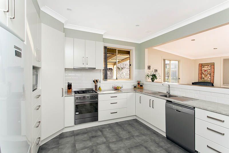 1 Monckton Avenue, MOUNT WARRIGAL, NSW 2528