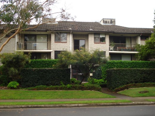 2/211-213 Waterloo Road, MARSFIELD, NSW 2122