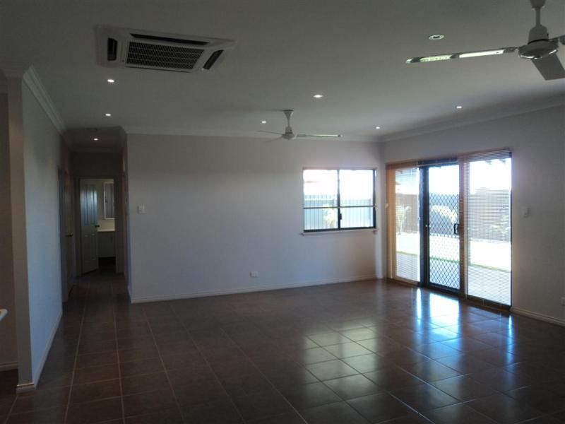 13 Yirrawarri Street, BAYNTON, WA 6714