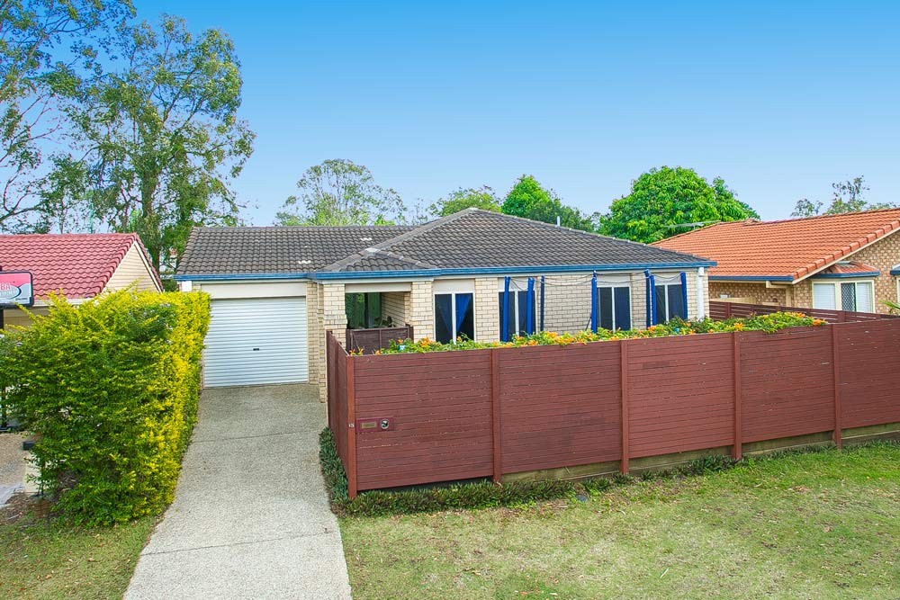 15 Erncroft Place, ROCKLEA, QLD 4106