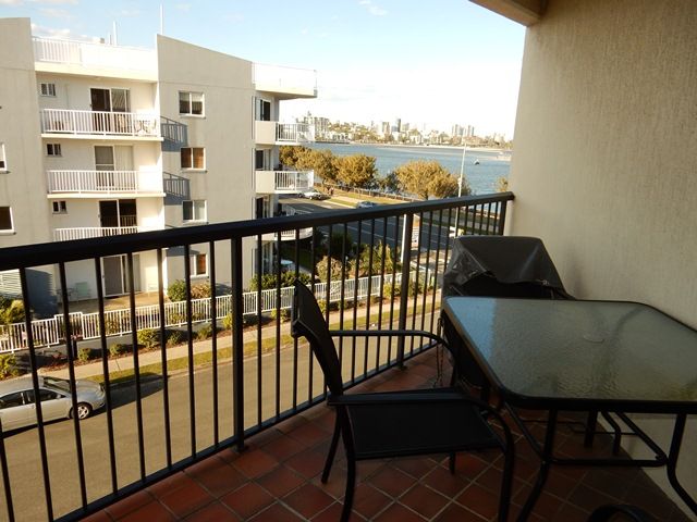 6 'Windsurfer View'  9 Esplanade, GOLDEN BEACH, QLD 4551