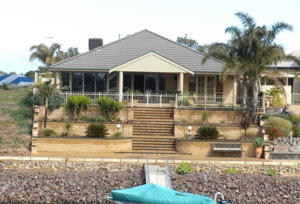 16 Genoa Place, WALLAROO, SA 5556