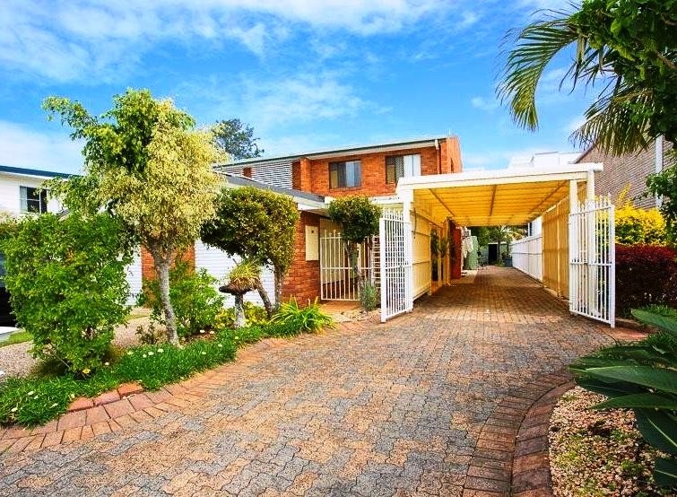 1/42 Bestman Avenue, BONGAREE, QLD 4507