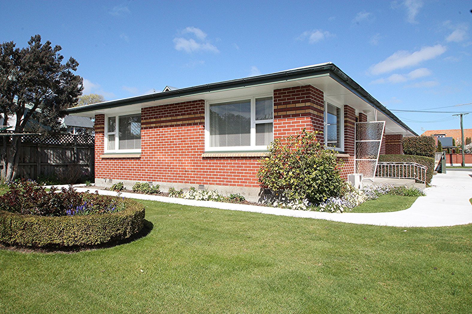 2/10 Bretts Road, St Albans, Christchurch City