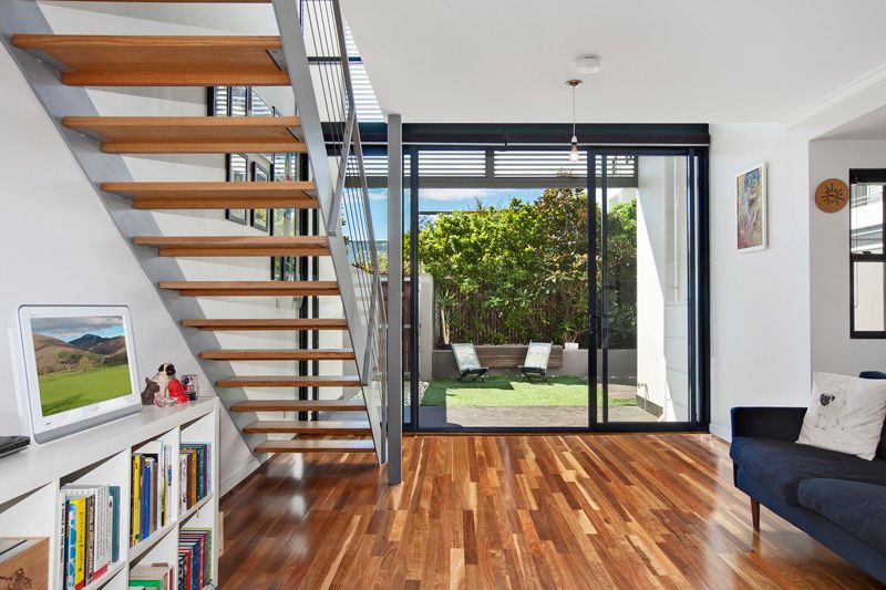8 Eve Street, ERSKINEVILLE NSW 2043