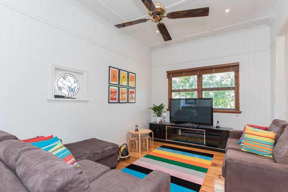 36 Hefferan Street, FAIRFIELD, QLD 4103