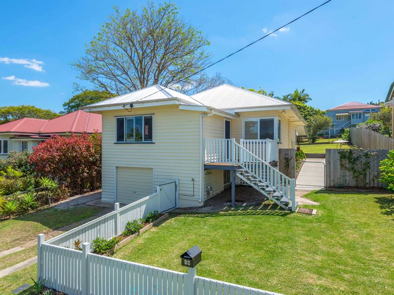 19 Stirling Street, GORDON PARK, QLD 4031