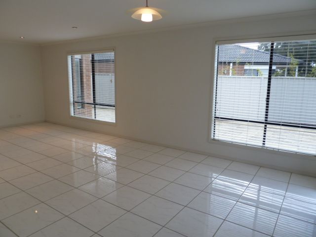 2/8 Ulandra Place, WAGGA WAGGA, NSW 2650
