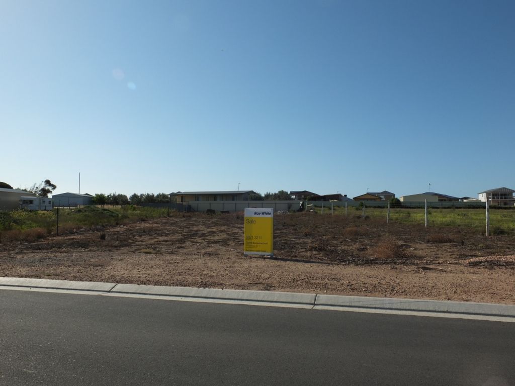 100 (Lot 23) Woodforde Drive, NORTH BEACH, SA 5556
