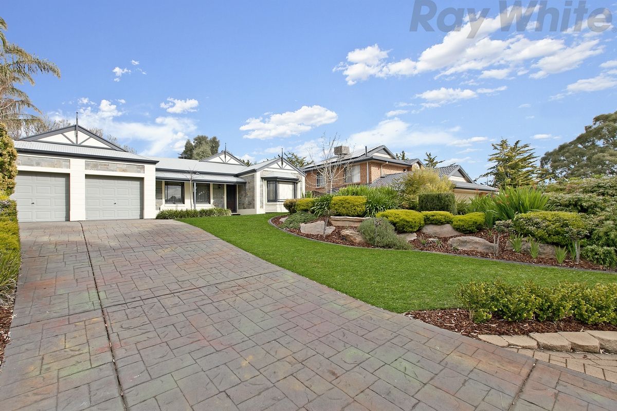 10 Houndsgate Court, ONKAPARINGA HILLS, SA 5163