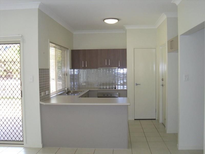 9 Forrestal Circuit, NORTH LAKES, QLD 4509