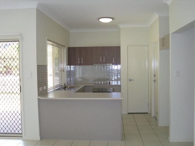 9 Forrestal Circuit, NORTH LAKES, QLD 4509