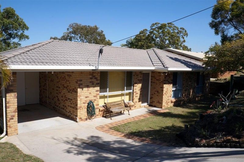 15 Ben Lexcen Court, CLINTON, QLD 4680