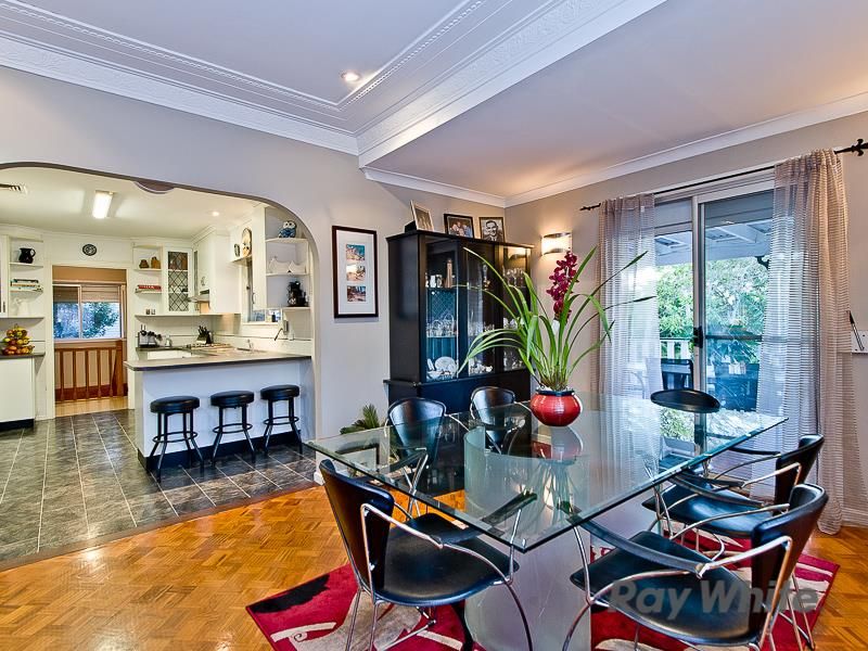 320 Rode Road, WAVELL HEIGHTS, QLD 4012