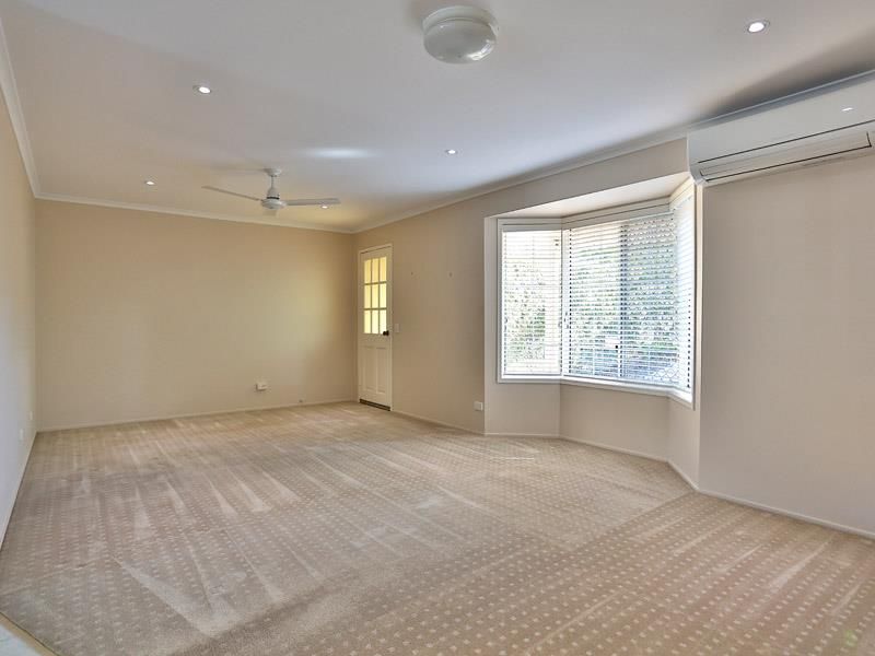 4/11 Pitta Place, CARSELDINE, QLD 4034