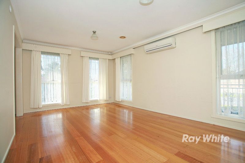 10 Claremont Crescent, KEYSBOROUGH, VIC 3173