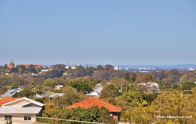 10 Bayview Street, STAFFORD HEIGHTS, QLD 4053