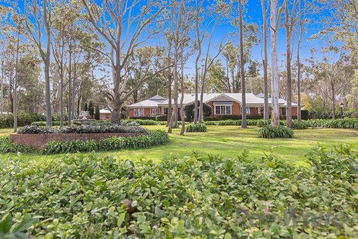 9 Rosebank Drive, WALLALONG NSW 2320