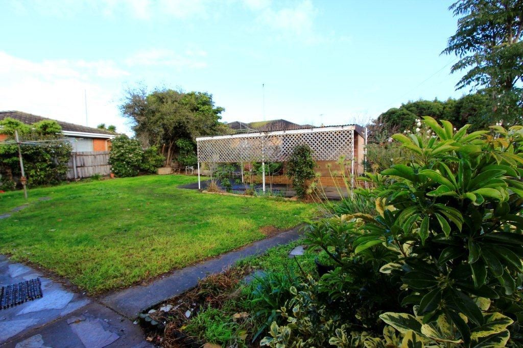 76 Bellevue Avenue, HIGHTON, VIC 3216