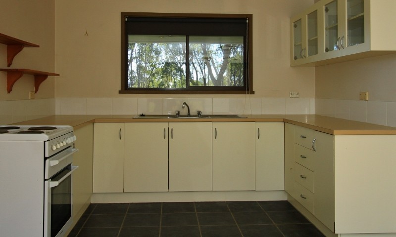 41 Doolan Crescent, HEATHCOTE, VIC 3523