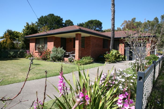 35 Mort Avenue, DALMENY NSW 2546