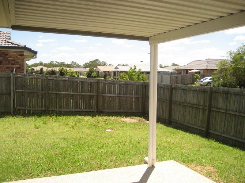 60 Lake Manchester Street, LOGAN RESERVE, QLD 4133