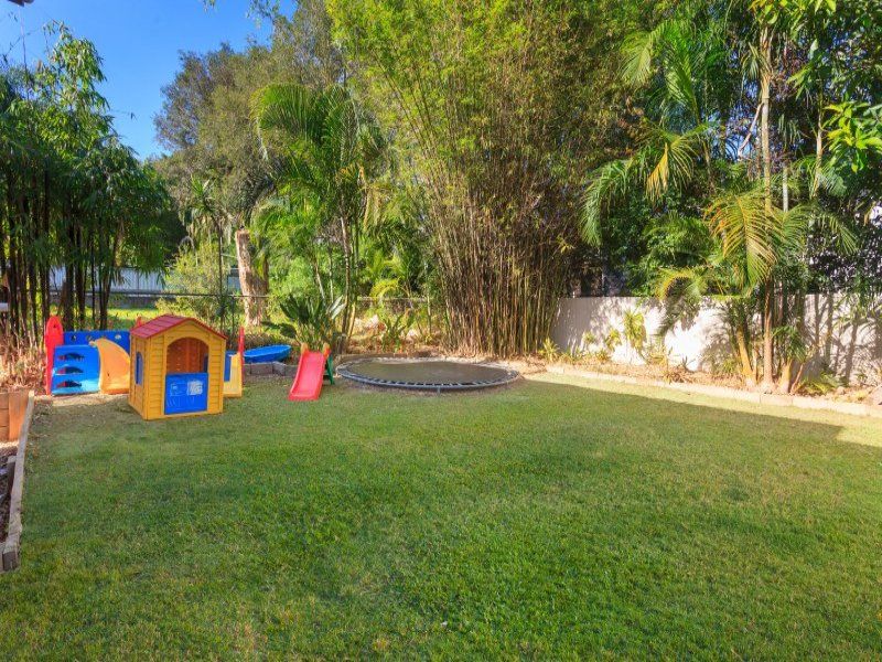 87 Nursery Road, HOLLAND PARK WEST, QLD 4121