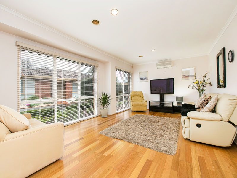 14 Shoal Court, DINGLEY VILLAGE, VIC 3172