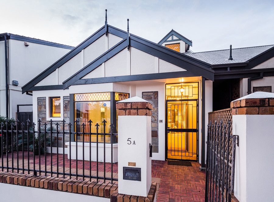 5a Pier Street, GLENELG SA 5045