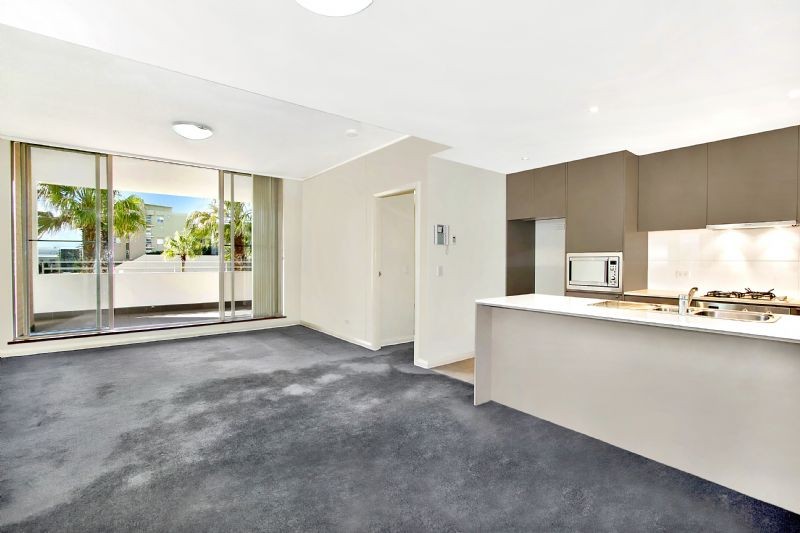 2 The Crescent, WENTWORTH POINT, NSW 2127