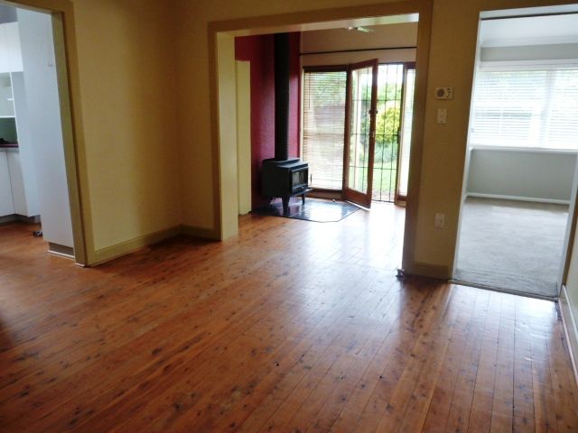 69 Mitchelmore Street, Wagga Wagga, NSW 2650