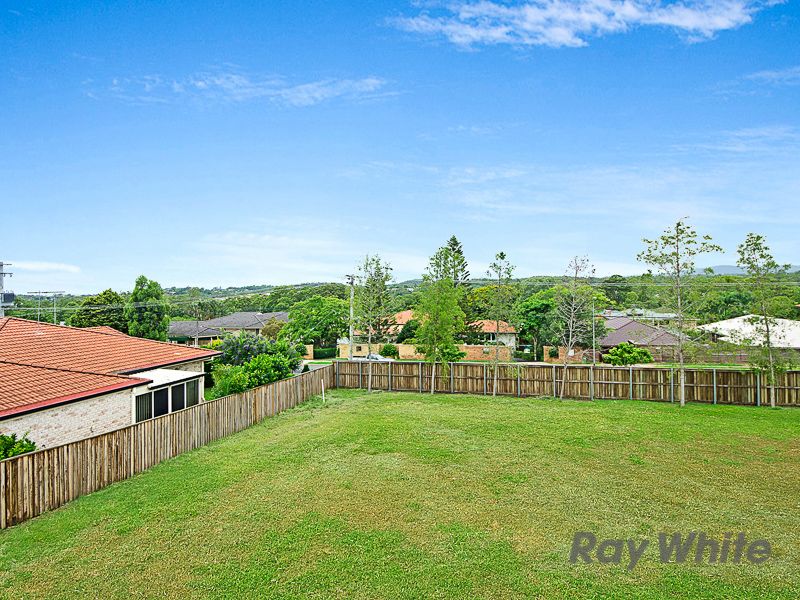 3 Outlook Crescent, Bridgeman Downs, QLD 4035