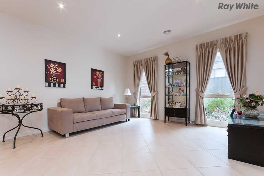 19 Bloomsbury Court, Hillside, VIC 3037