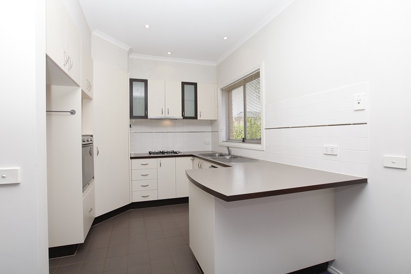 6 Flame Crescent, SOUTH MORANG, VIC 3752