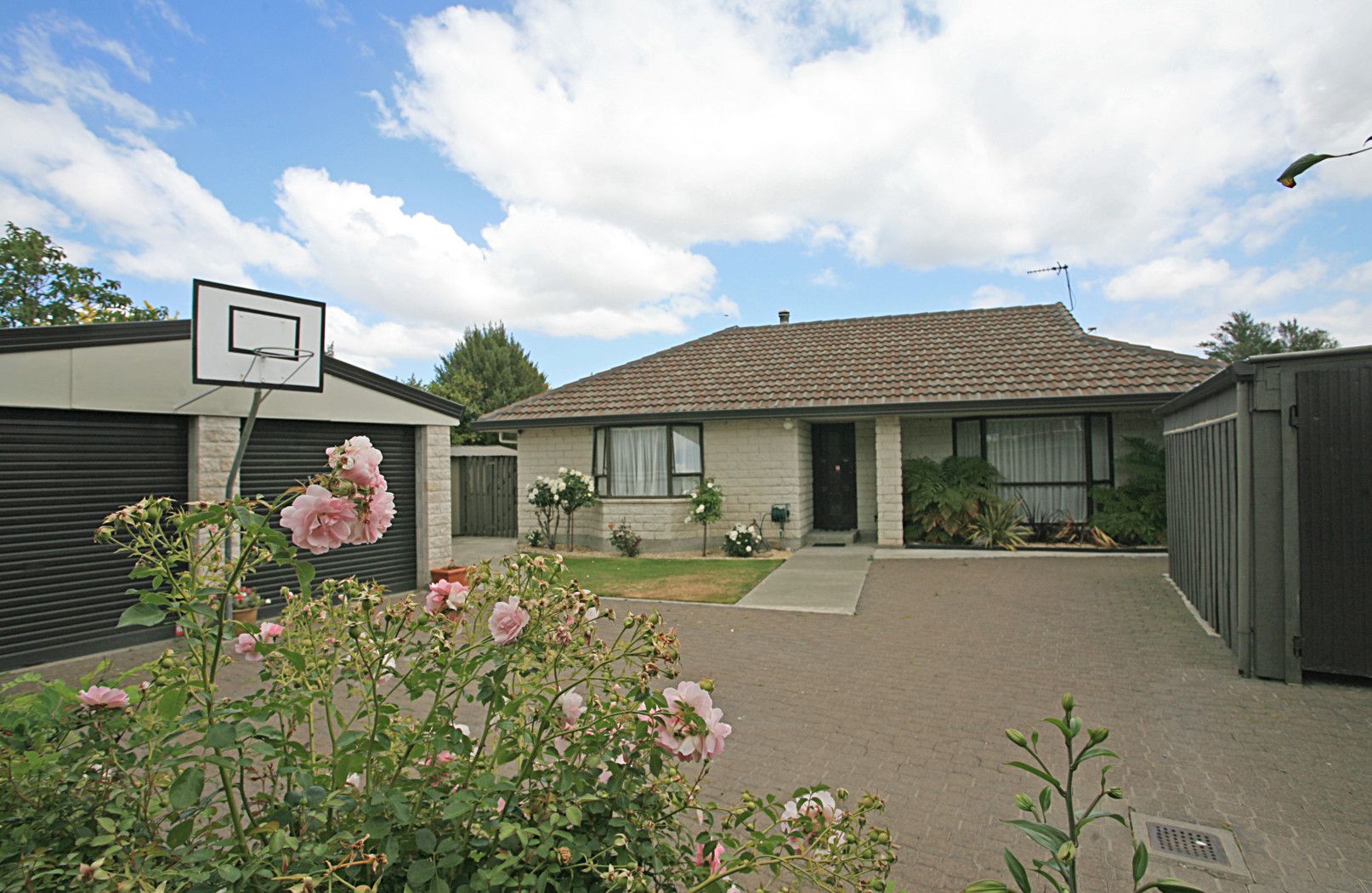 21 Horseshoe Lake Road, Shirley, Christchurch City