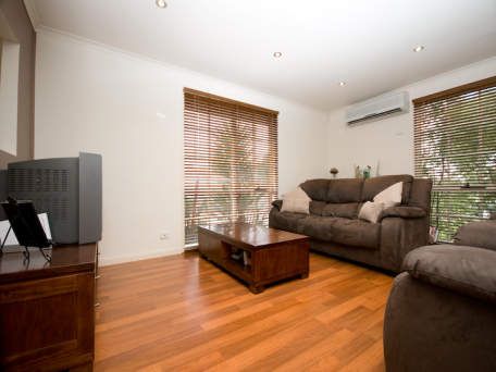 51  Rokeby Crescent, CRAIGIEBURN, VIC 3064