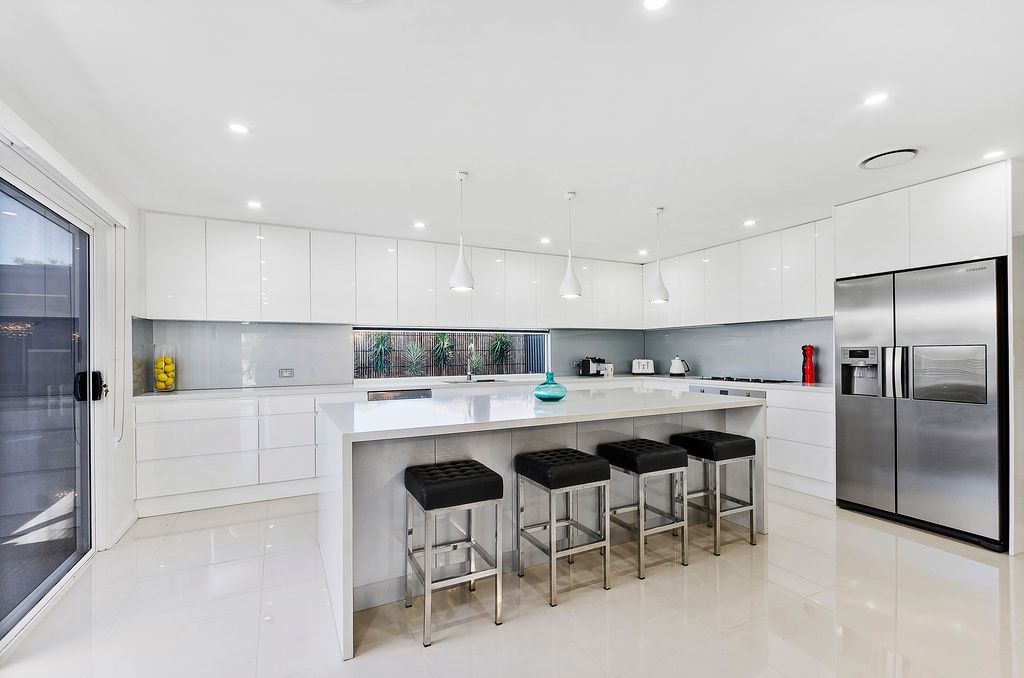 16 Tarana Avenue, Kanahooka, NSW 2530