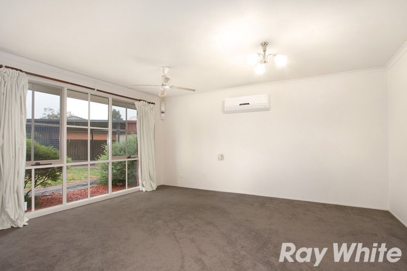 5 Albyn Close, Pakenham, VIC 3810