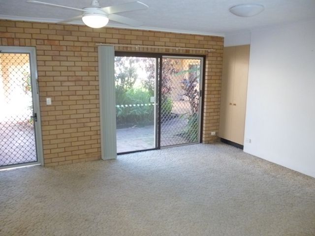 2/40-42 Baden Powell Street, MAROOCHYDORE, QLD 4558