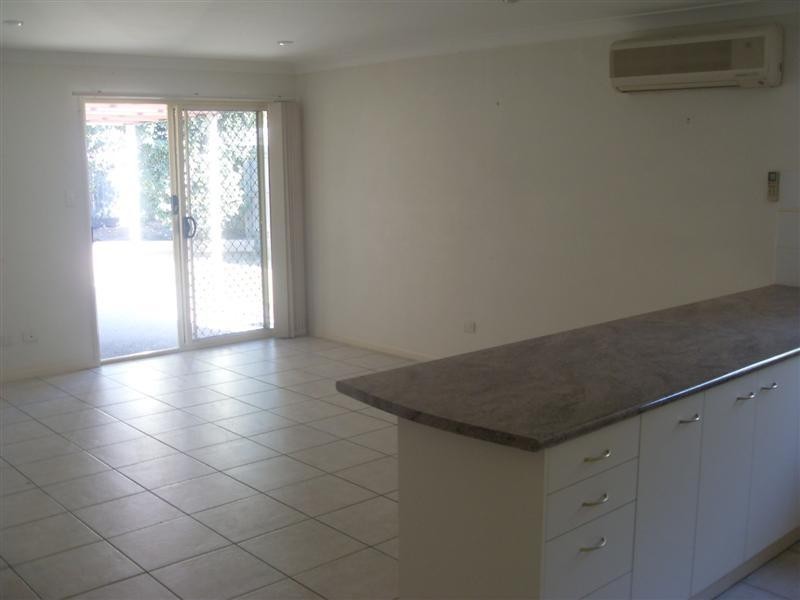5 Sugarloaf Street, Forest Lake, QLD 4078