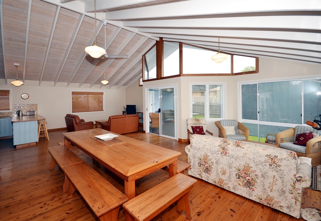 90 Penguins Head Road, Culburra Beach, NSW 2540